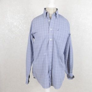 END OF YEAR SALE  Nautica Casual/ Dress Button Down Shirt Size Small